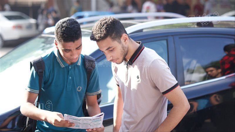 طلاب الثانوية 