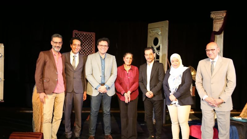 وزير الثقافة يشهد