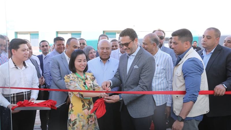 وزير النقل خلال افتتاح