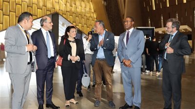 ولي عهد إمارة الفجيرة ونائب مدير صندوق النقد الدولي في زيارة للمتحف الكبير