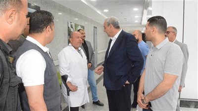 محافظ الغربية يتفقد سير العمل بمستشفى طنطا العام 