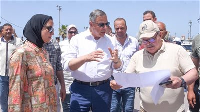 محافظ الإسكندرية يتابع أعمال إزالة الإشغالات بكورنيش المنتزة