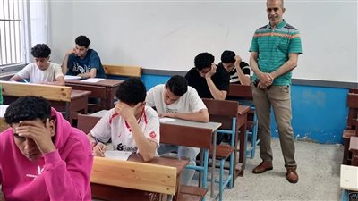 طلاب الشهادة الإعدادية بالدقهلية يؤدون اليوم امتحان مادتي 