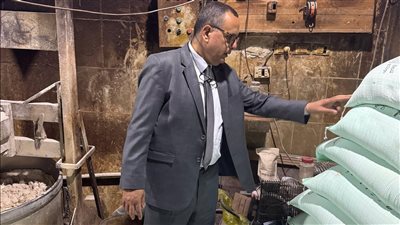 وكيل تموين الدقهلية يستجيب لشكاوى المواطنين ويتفقد مخبز بسلامون القماش