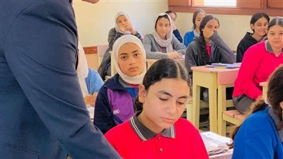 مدير تعليم الاسكندرية يتابع لجان امتحانات الفصل الدراسي الثاني