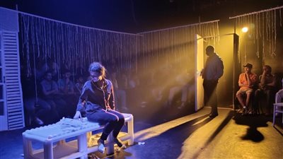 8 صور ترصد عرض 