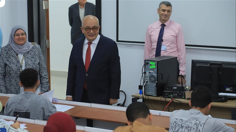 امتحانات الفصل الدراسي