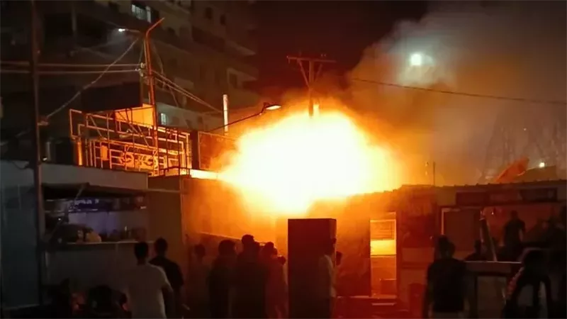 حريق هائل بمطعم في