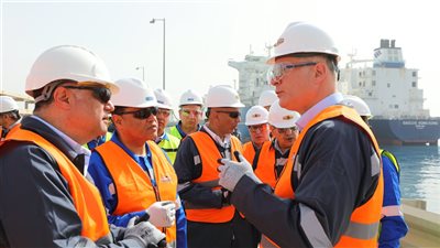 وزير البترول يتفقد استعدادات البنية التحتية بالسخنة لتأمين إمدادات الغاز خلال الصيف