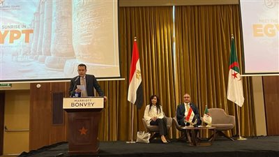 تكريم مصر للطيران في الجزائر تقديرًا لدورها في تعزيز السياحة البينية