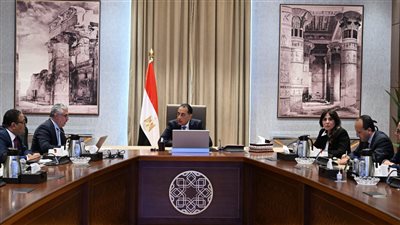 خبير: قرارات رئيس الحكومة بشأن الضرائب تفسح المجال أمام استثمارات القطاع الخاص