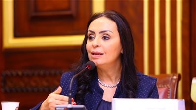 وزيرة التضامن توجه بصرف مساعدات مالية لأسر ضحايا حريق مصنع المحلة 