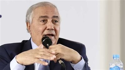 فاروق جويدة: ترامب صفقة بلا ثقافة والذكاء الاصطناعي لن يكتب قصيدتي