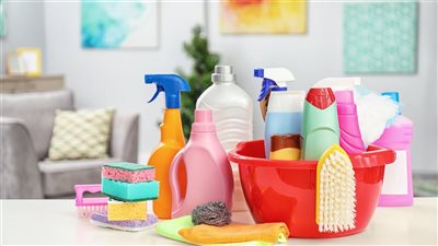 بديل آمن وفعال للمنظفات الصناعية، اصنعي مواد التنظيف بنفسك من الطبيعة