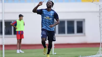 بيراميدز يحتفل بفوز ماييلي بلقب هداف دوري أبطال أفريقيا