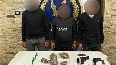 ضبط 3 عناصر جنائية بحوزتهم مواد مخدرة وأسلحة نارية في السلام 