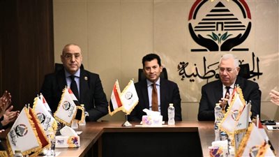 وزير الرياضة يشهد مراسم توقيع بروتوكول تعاون مع حزب الجبهة الوطنية