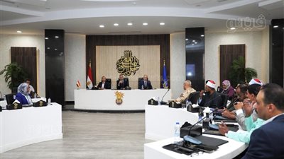 انطلاق مبادرة أسوان بلا إدمان، والمحافظ يستمع مقترحات الأهالي لتنفيذها (صور)