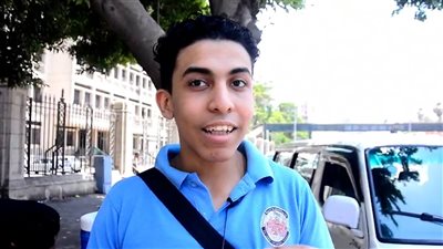 طلاب ثانية ثانوي بالجيزة: الامتحانات النهاردة صعبة ولما شفنا الأسئلة جالنا اكتئاب (فيديو) 