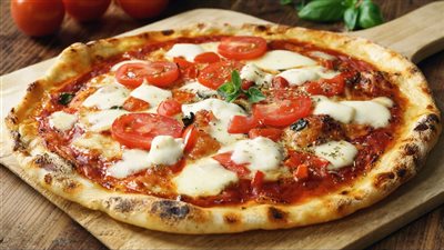 طريقة عمل البيتزا، قدميها لأبنائك آخر يوم في الامتحانات 