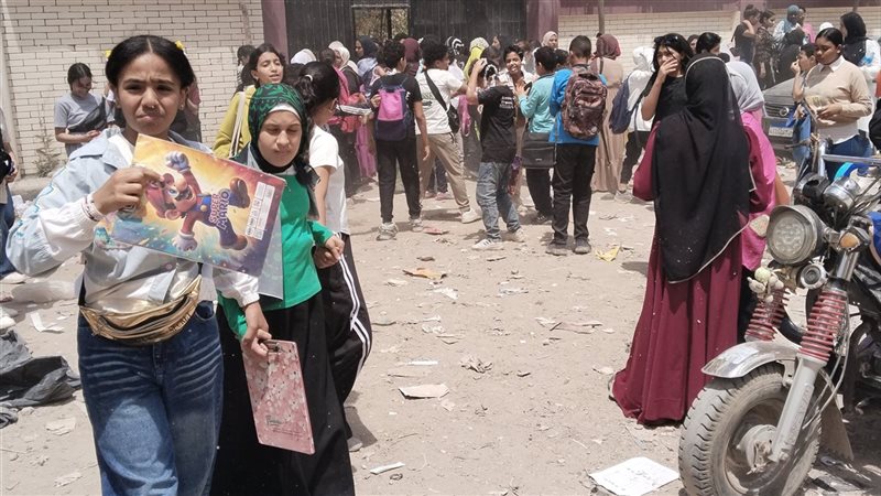 احتفال طلاب الابتدائية