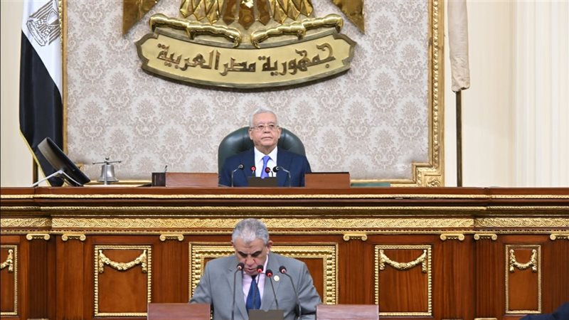 جلسة مناقشة قانون
