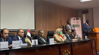 وزير الخارجية يشارك في افتتاح المنتدى الاقتصادي 