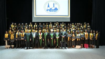 جامعة القاهرة تحتفل بتخريج دفعة جديدة من كلية حقوق السوربون ( صور)