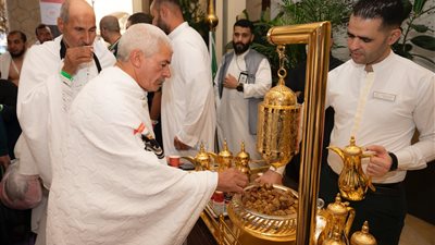 غرفة عمليات بعثة حج الجمعيات الأهلية تراجع خطة التصعيد إلى عرفات