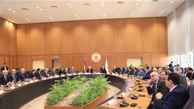 وزير التعليم العالي يترأس اجتماع مجلس الجامعات الأهلية ويوجه بسرعة إعلان نتائج الامتحانات