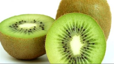فوائد الكيوى، يحمى من هشاشة العظام والسرطان وأمراض القلب 