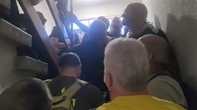 للمطالبة بصفقة أسرى، إسرائيليون يقتحمون حزب الليكود ويسيطرون على مكتب نتنياهو (فيديو)