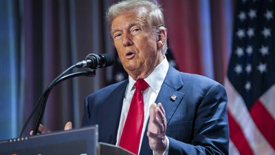 ترامب: الرسوم الجمركية مستمرة ومن دونها ستكون أمتنا في خطر