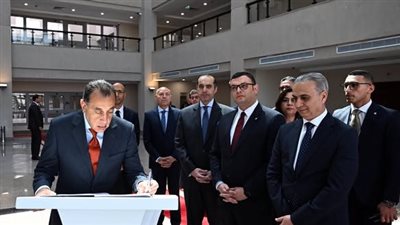 رئيس الوزراء يتفقد المقر الرئيسي الجديد لجهاز حماية المستهلك