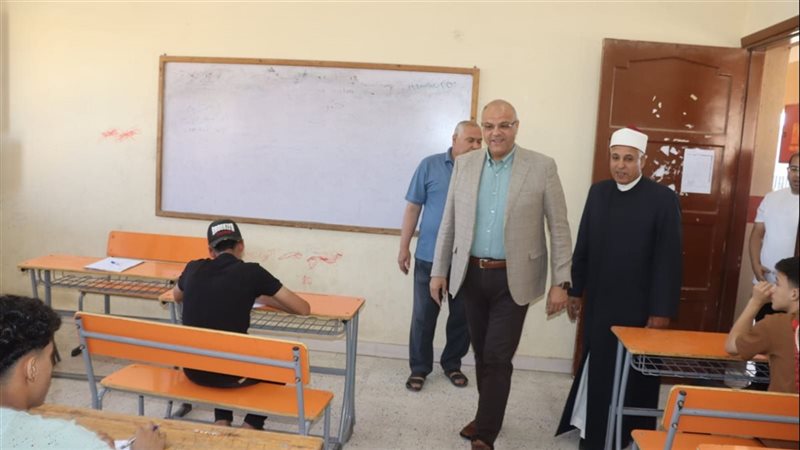 متابعة الامتحانات