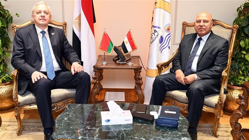 كامل الوزير يبحث