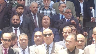 محامو الإسكندرية ينظمون وقفة احتجاجية بساحة المحكمة البحرية في المنشية (صور)