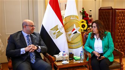 وزيرة التنمية المحلية تتابع مع محافظ بني سويف استعدادات عيد الأضحى