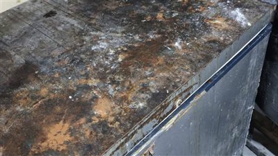 ضبط 1.3 طن مواد غذائية منتهية الصلاحية ومجهولة المصدر بدمياط