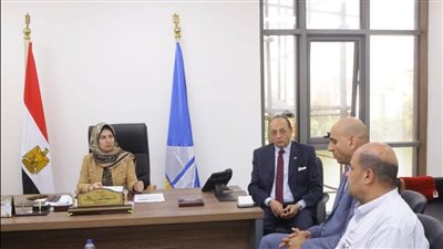 نائب محافظ دمياط تبحث تحويل خدمات التعليم إلكترونيًا بالتعاون مع AITC NOVA (صور) 