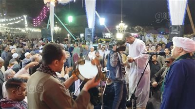 الآلاف من أهالي السنطة بالغربية يحتفلون بالليلة الختامية لمولد 