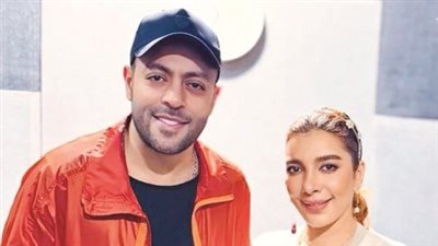 تامر عاشور يكشف عن أغنيته مع أصالة في ألبومها الجديد (فيديو)