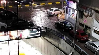 الطبيعة تقسو على الإسكندرية، عاصفة غير طبيعية تضرب كليوباترا والأمطار تغرق نفق سيدي بشر (فيديو)