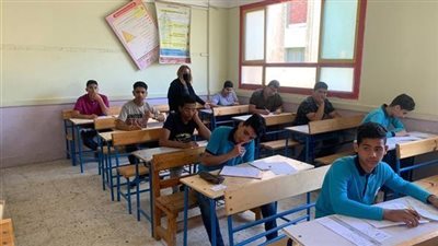 126 ألفا و383 طالبا يؤدون اليوم امتحان اللغة العربية والدين في الدقهلية 