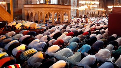 مواقيت الصلاة، موعد أذان العشاء اليوم الأحد 8 - 6 - 2025 في القاهرة والمحافظات 	