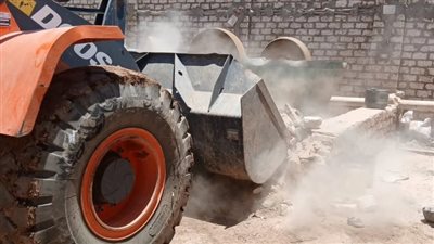 إزالة 35 طاحونة وكسارة مخالفة للذهب بـ 10 مواقع فى أسوان (صور)