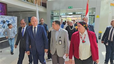 امتحانات الشهادة الإعدادية، محافظ القاهرة يطمئن على لجان مستشفى 57357 (فيديو)