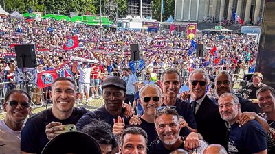 جماهير باريس سان جيرمان تملأ شوارع ميونخ قبل مواجهة إنتر ميلان (فيديو)