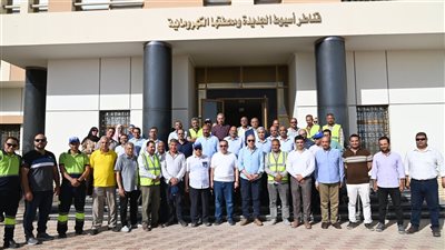 وزير الري ومحافظ أسيوط يتفقدان قناطر أسيوط الجديدة ومحطتها الكهرومائية (صور) 