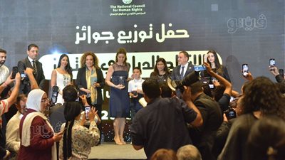 مسلسل «لام شمسية» يحصل على تكريم خاص من القومي لحقوق الإنسان (فيديو وصور)